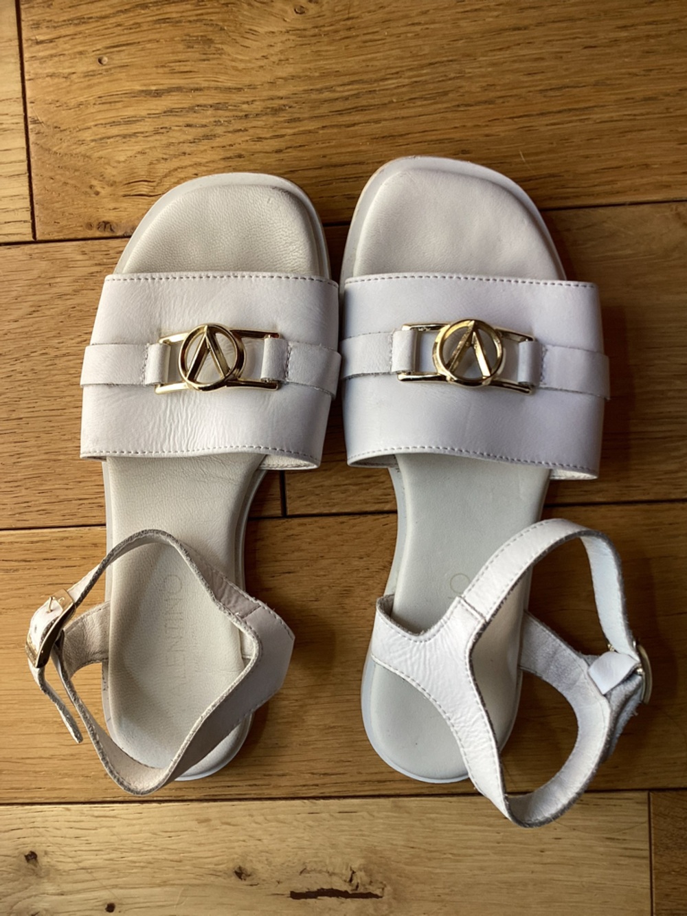Valentino White Cecillia Women's  Sandals with Gold logo V Accent